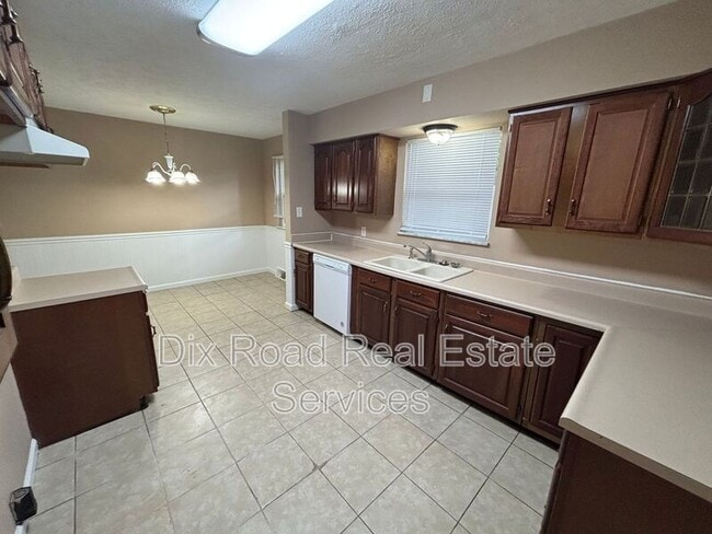 Building Photo - 4420 Roosevelt Blvd