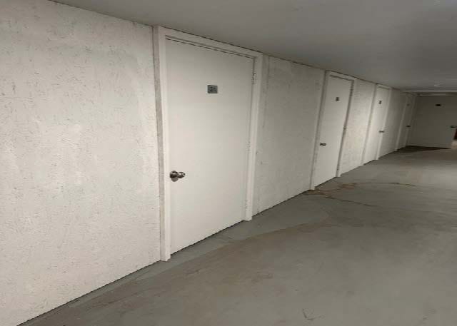 Building Photo - 714 Middle St St