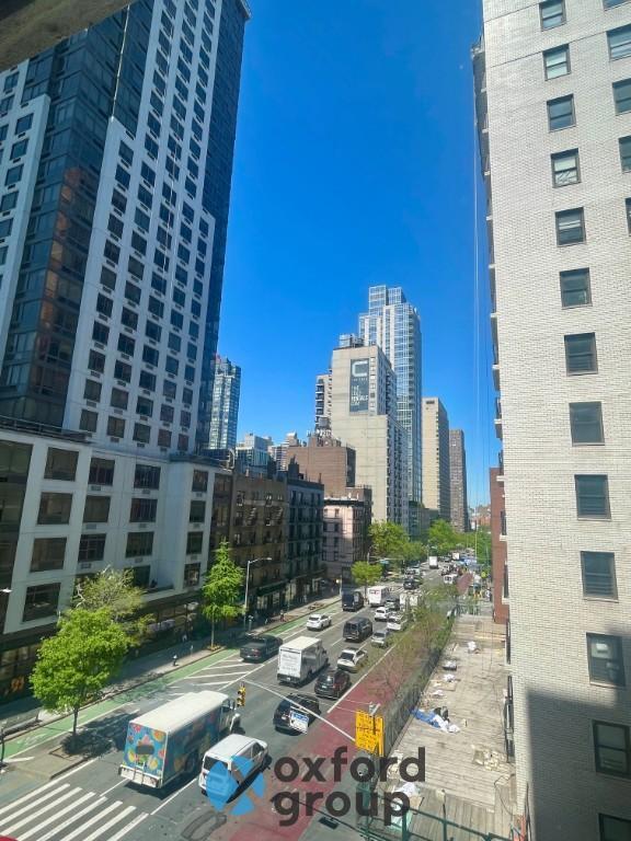 Building Photo - 3 bedroom in NEW YORK NY 10128