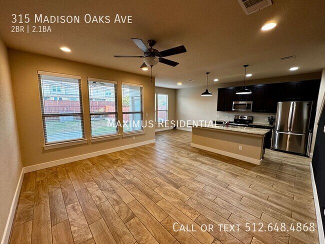 Building Photo - 315 Madison Oaks Ave