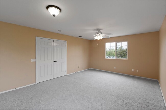 Building Photo - 8348 Barnwood Ln