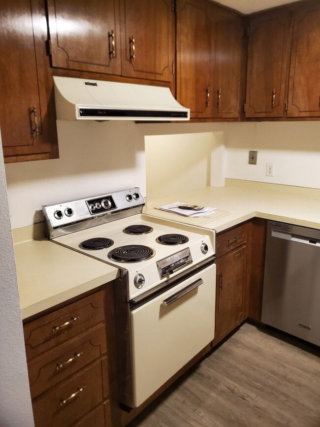 Building Photo - 2671 Woodstone Pl