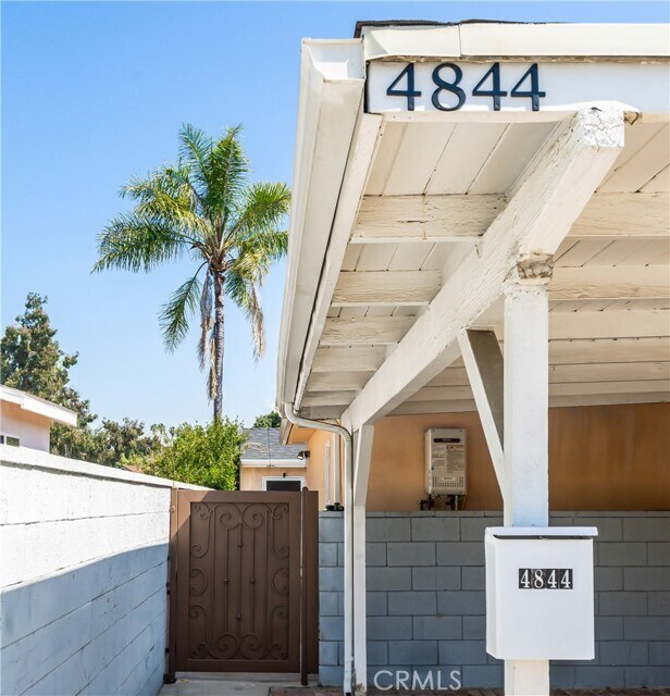 Building Photo - 4844 Bluebell Ave