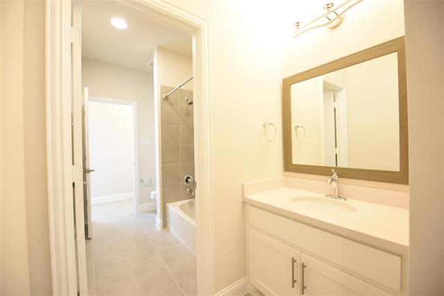 Building Photo - 7112 Royal Liverpool Dr