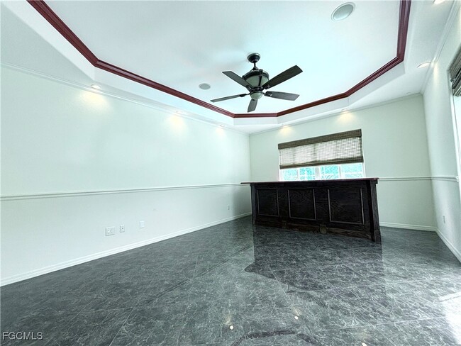Building Photo - 14791 Royal Oak Ct
