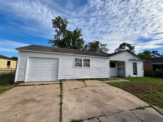 Building Photo - 7211 Orlando St