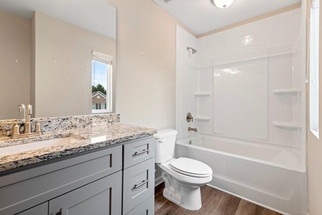 Building Photo - 1006 Valley Rock Dr