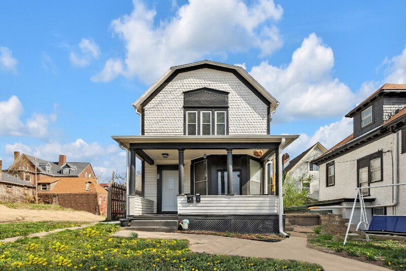 Building Photo - 3860 Dodge St