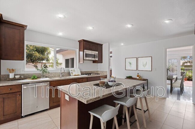 Building Photo - 1300 Antigua Way
