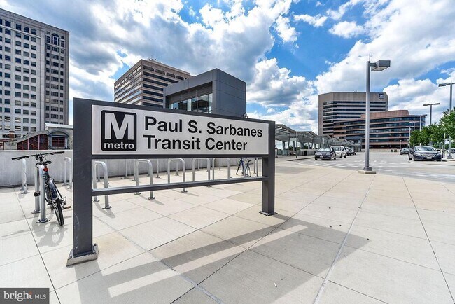 Building Photo - 8045 Newell St