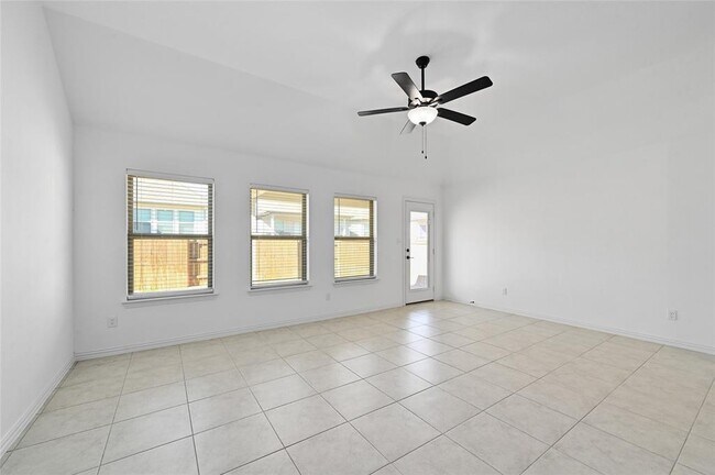 Building Photo - 160 Fawn Riv Run