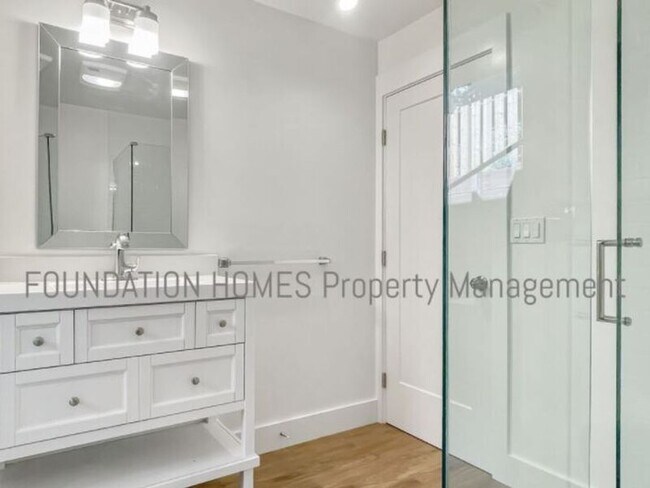 Building Photo - 14 Princess Ln