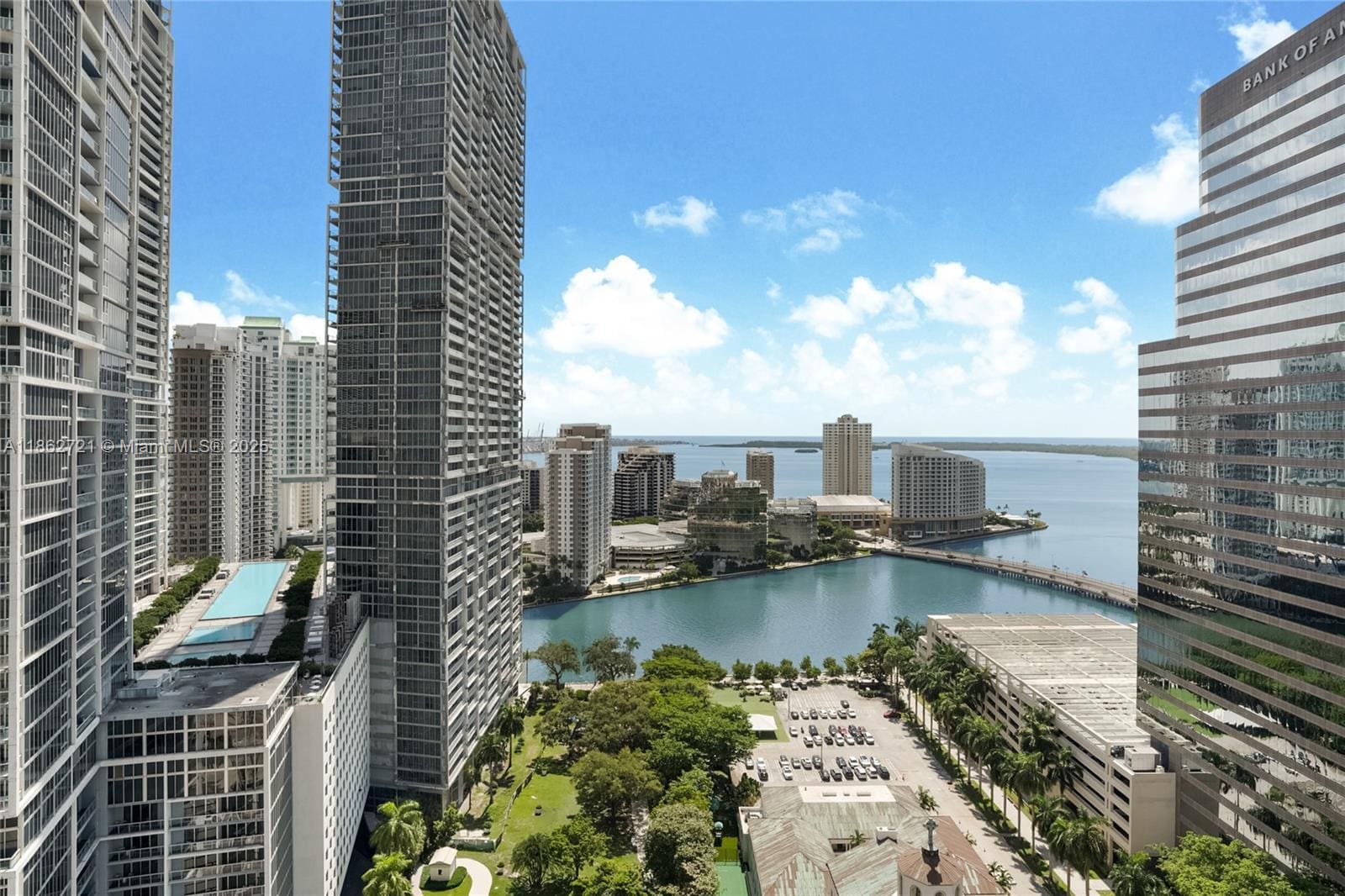 Building Photo - 500 Brickell Ave