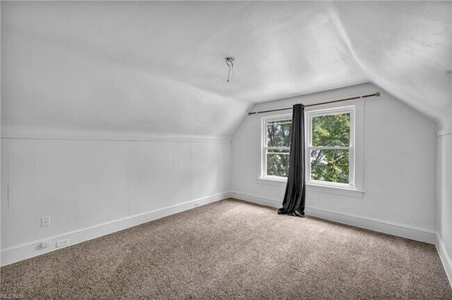 Building Photo - 4302 W 30th St