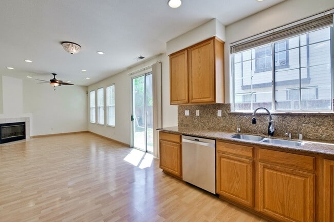 Building Photo - Spacious 4-Bedroom Home on Private Cul-De-Sac | No HOA | Custom Closets, New Floors & Lush Backya...