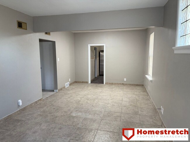 Building Photo - Newly Renovated Two Bedroom Home Coming Av...