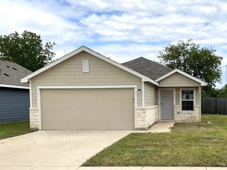 Primary Photo - 1346 Mosely Cir