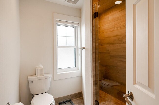 Building Photo - c4 Saddle Ridge Rd