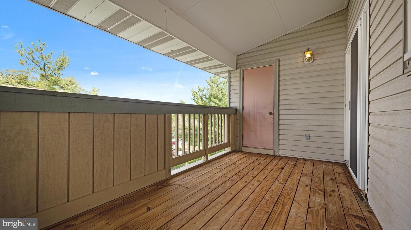 Building Photo - 14226 Jib St