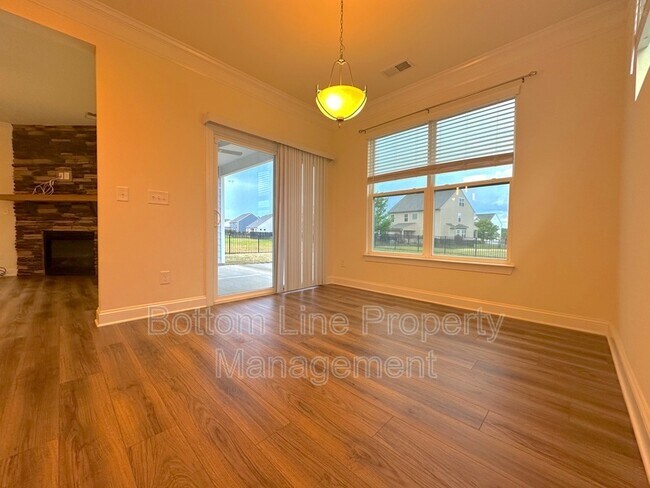 Building Photo - 4487 Fls Lk Dr S W