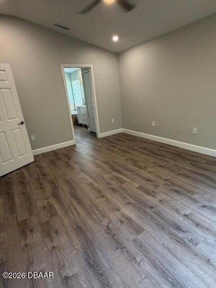 Building Photo - 6807 Henno Ct