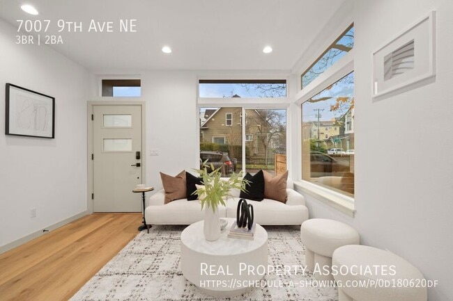 Building Photo - 7007 9th Ave NE