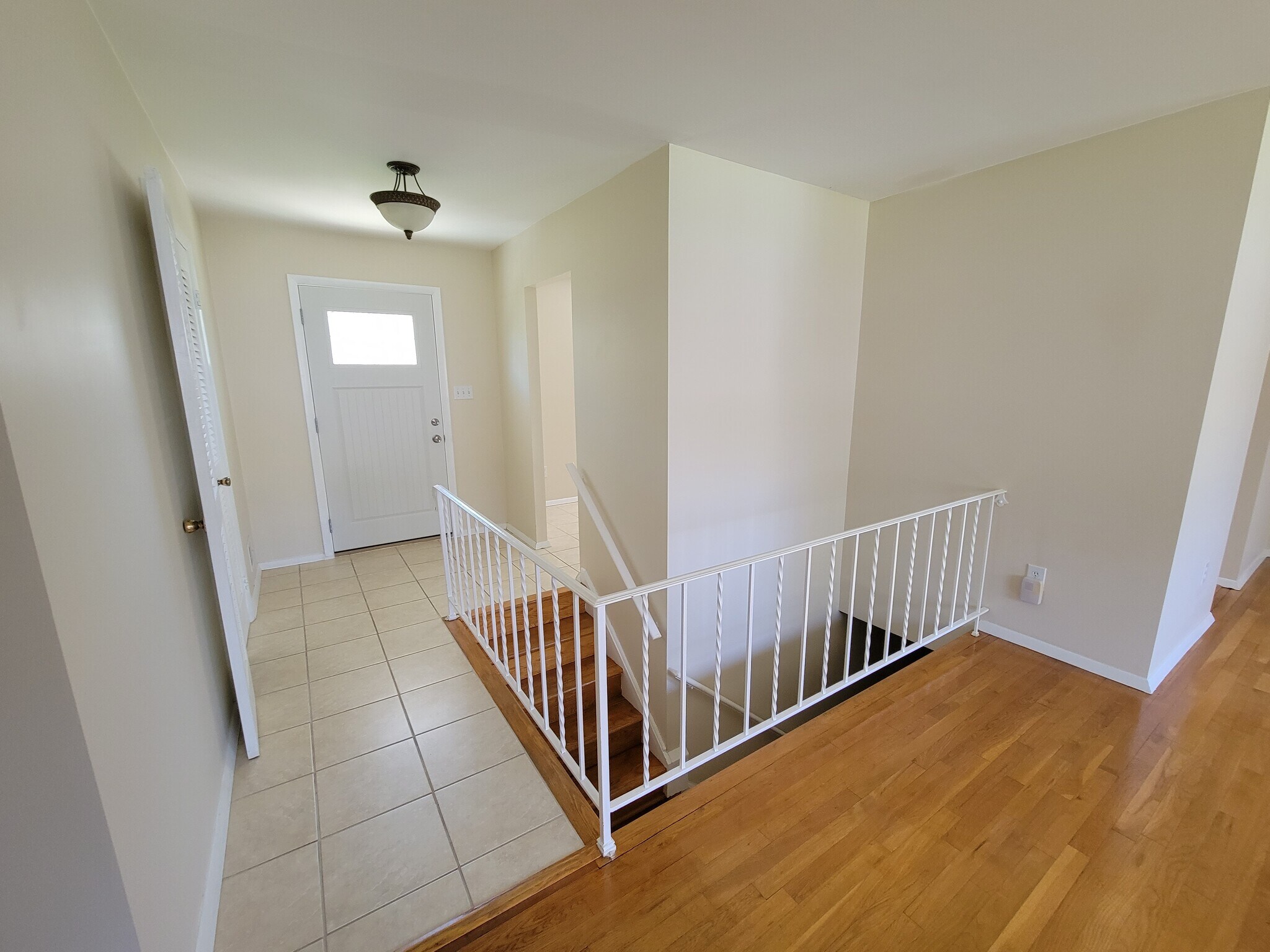 Building Photo - 7425 Bee Bee Dr