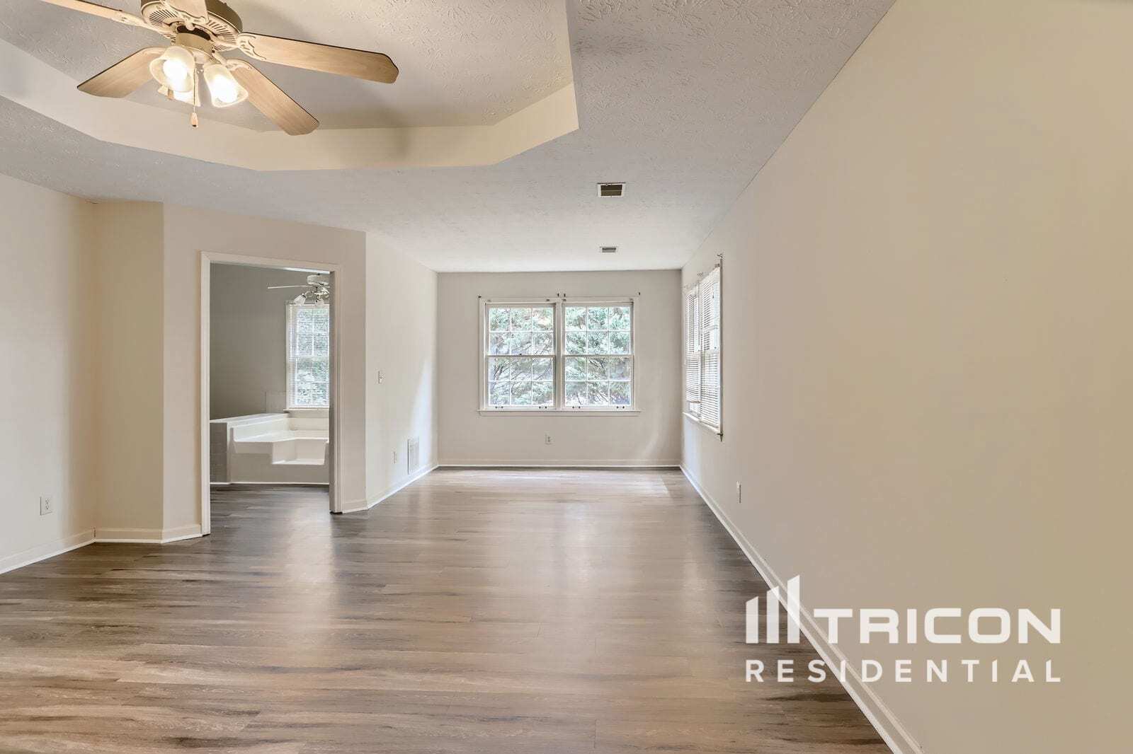 Building Photo - 1545 Glenfield Dr