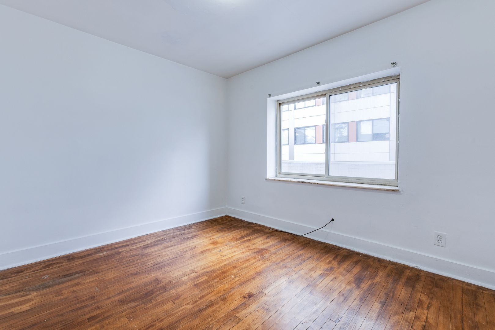 Building Photo - 757 E Warrington Ave