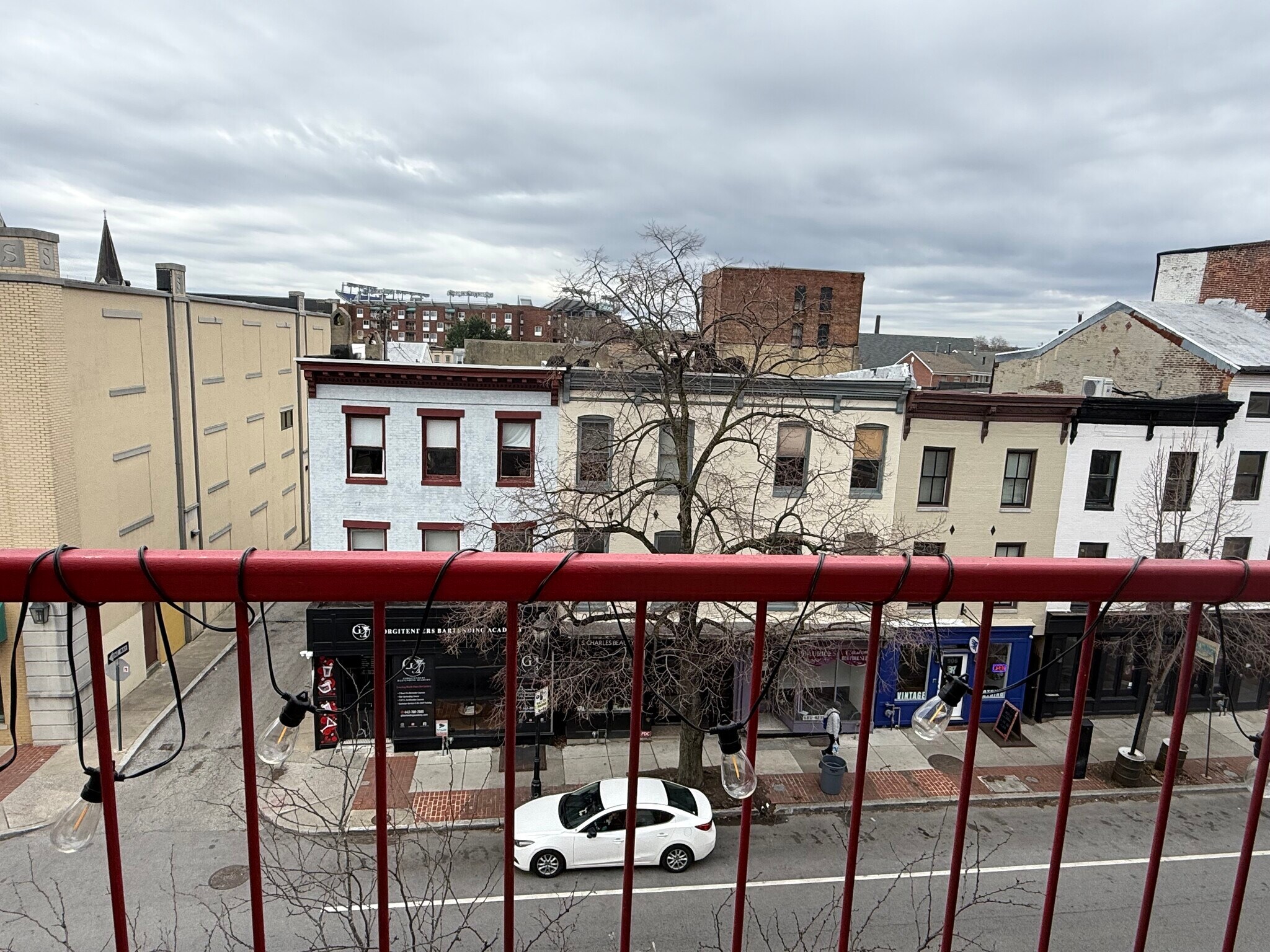 Building Photo - 911 S Charles St