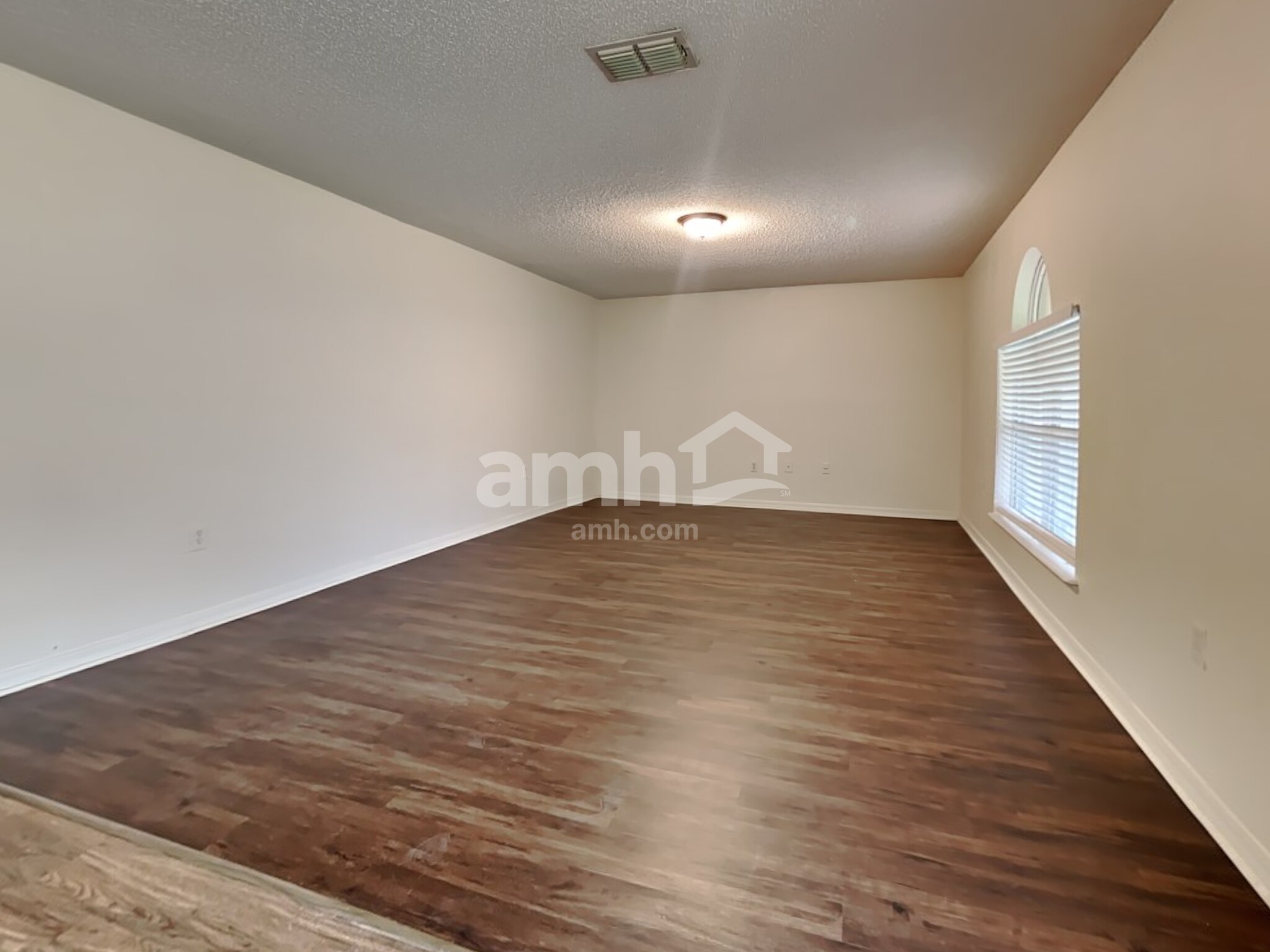Building Photo - 5514 Ortega Park Blvd