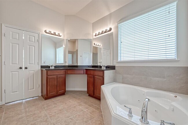 Building Photo - 4330 Hazepoint Drive