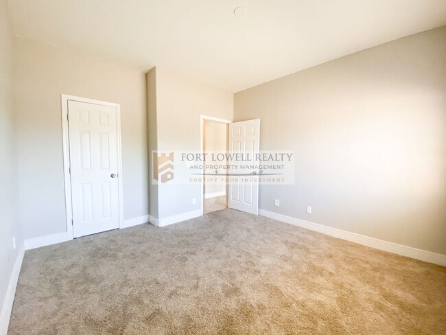 Building Photo - Beautiful Home in LAVEEN Arizona available 6.12.26 / 4 Bed/ 3bath