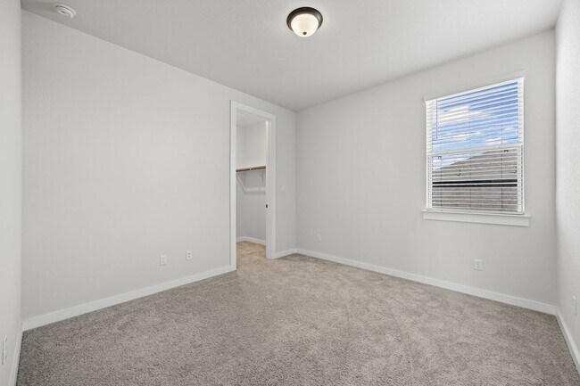 Building Photo - 12702 Autumn Bird Trce