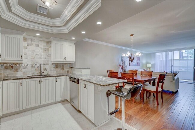 Building Photo - 600 Three Islands Boulevard