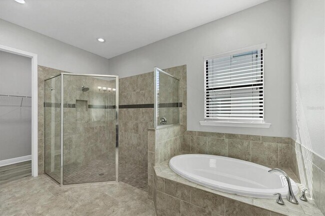 Building Photo - 6104 Champions Row St