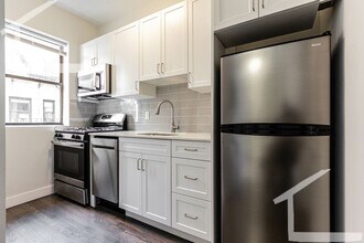 Building Photo - Centrally Located, Modern Fenway 2-Bed w/ Laundry