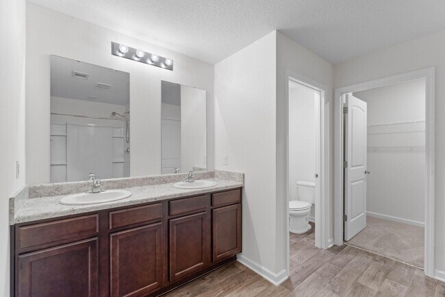 Building Photo - 1017 Limpkin St