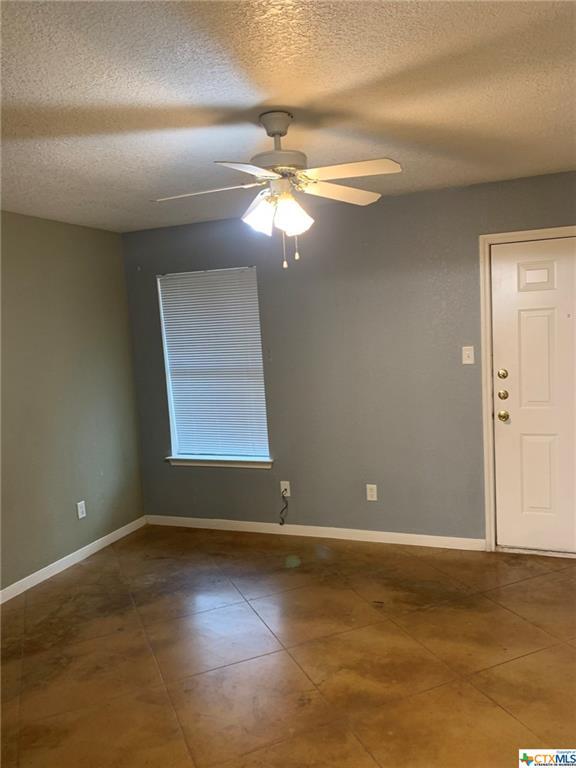 Building Photo - 1625 Pontotoc Trce