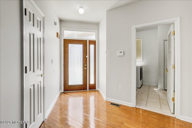 Building Photo - 3 Vancleve Rd