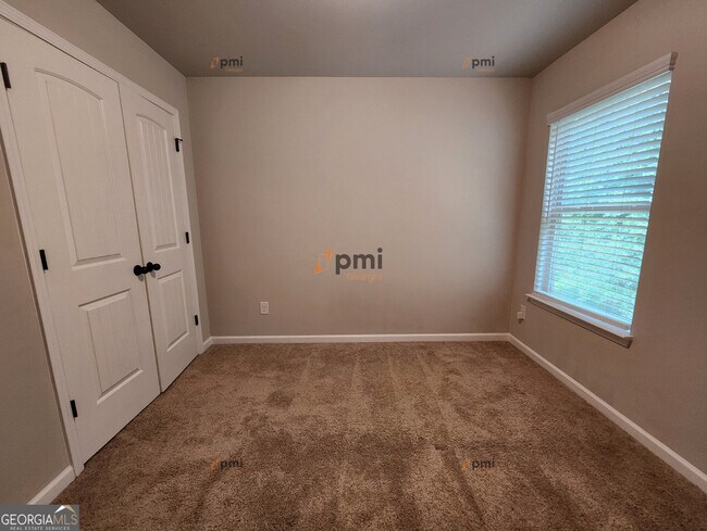 Building Photo - 315 Skipjack Ct