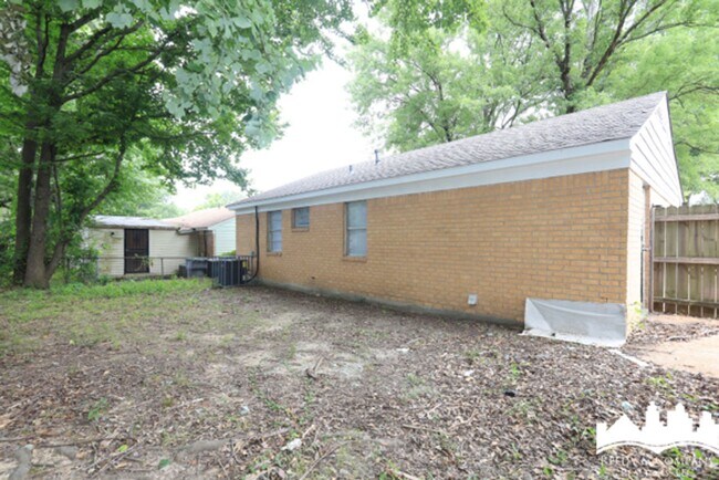 Building Photo - 3445 Beech Grove Rd