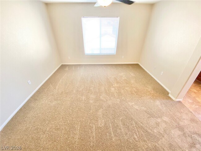 Building Photo - 8569 Rhamus Ct