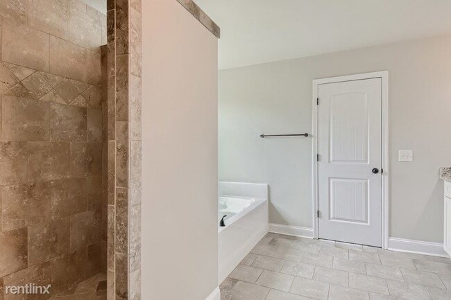 Building Photo - 4 br, 2.5 bath House - 309 Dandie Ln UNIT