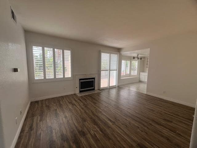 Building Photo - 1137 Avenida Sobrina