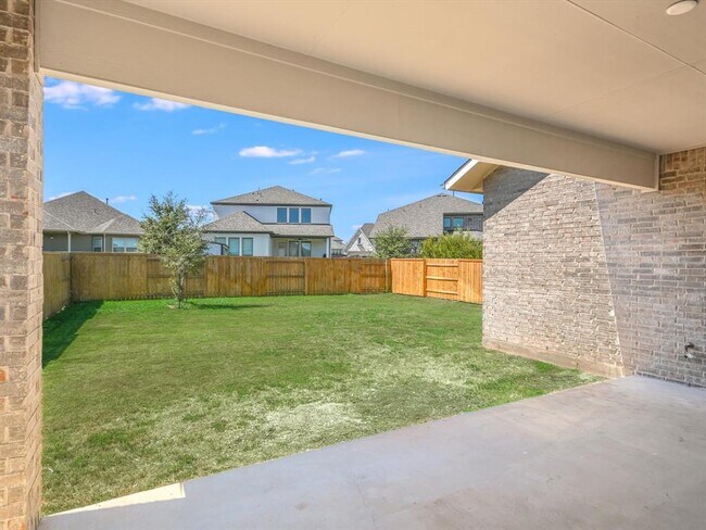 Building Photo - 396 Cold Riv Run