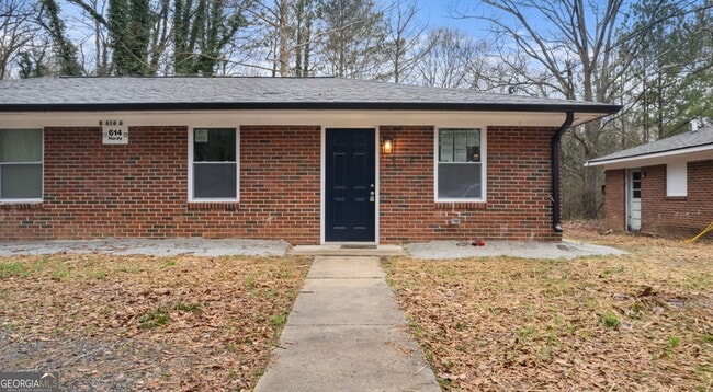 Primary Photo - 614 Hardy Ave SW