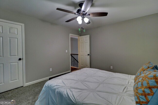 Building Photo - 10640 Victory Gate Dr