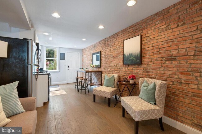 Building Photo - Amazing location close to all that Station North/Greenmount West and have to offer!