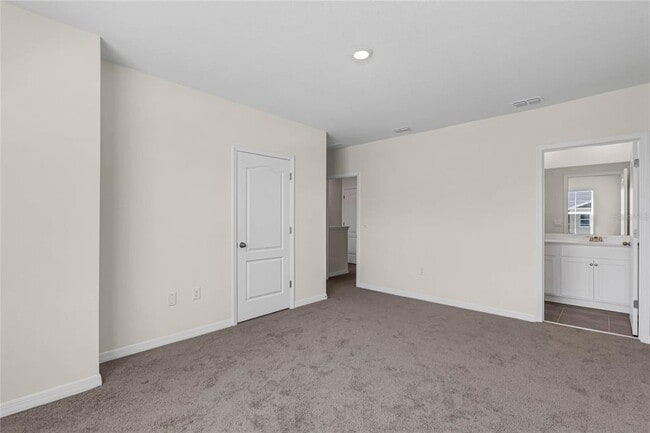 Building Photo - 2340 Penguin Blvd